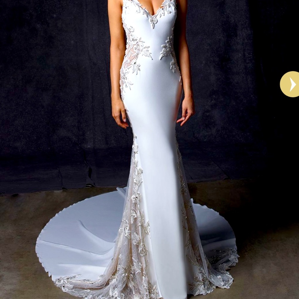 Enzoani Ozara Wedding Gown